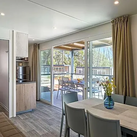 فندق Mobile Homes Santa Marina, Lanterna