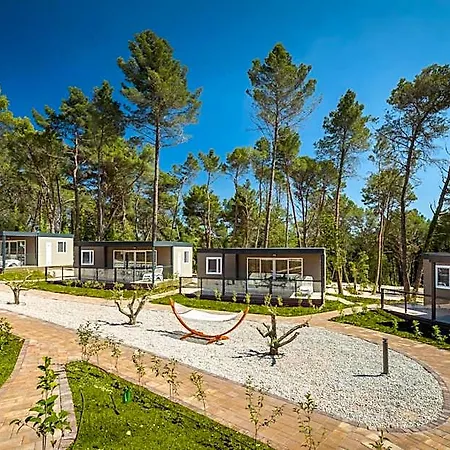 Mobile Homes Santa Marina, Lanterna فندق بوريتش